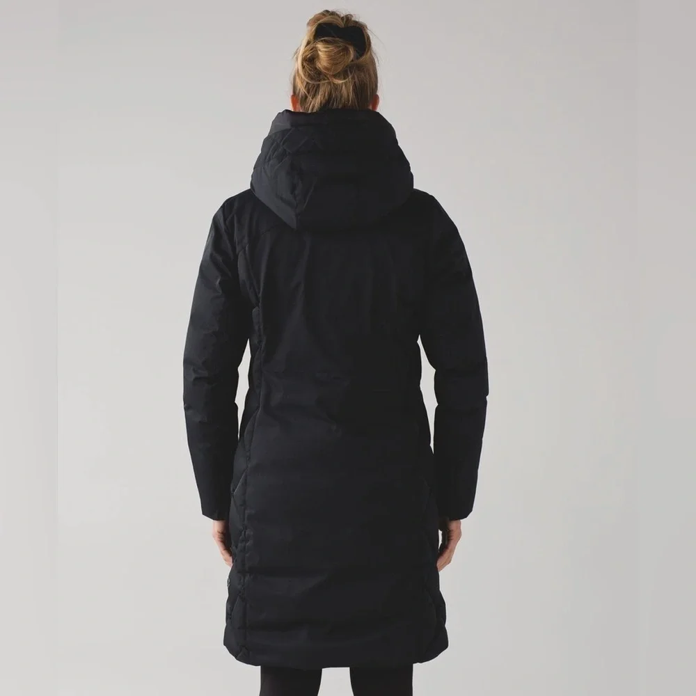 Lululemon Fluff The Cold Hooded Long 600 Fill Goose Down Parka in Black Size 4